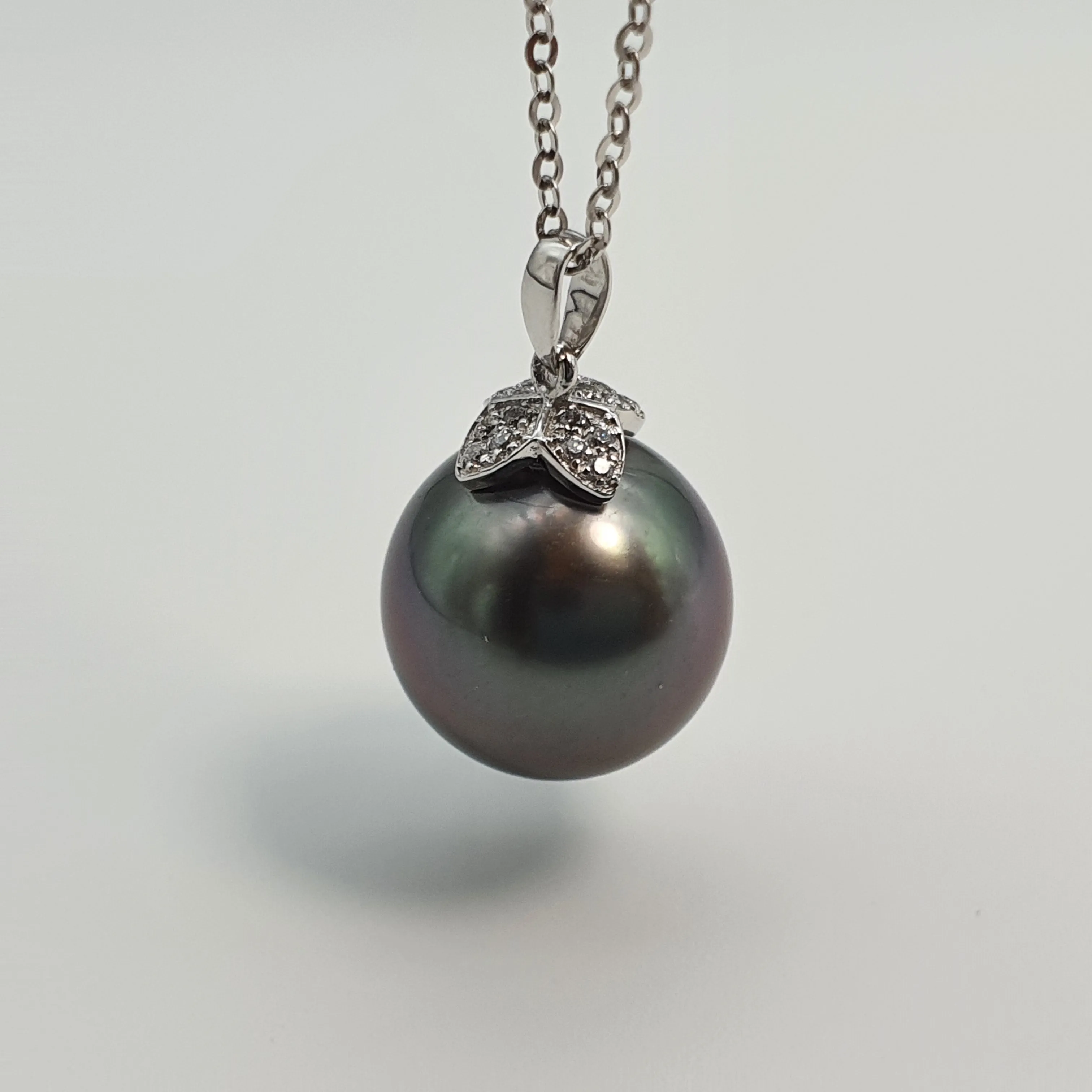 Large Tahitian Pearl Pendant, 18K White Gold