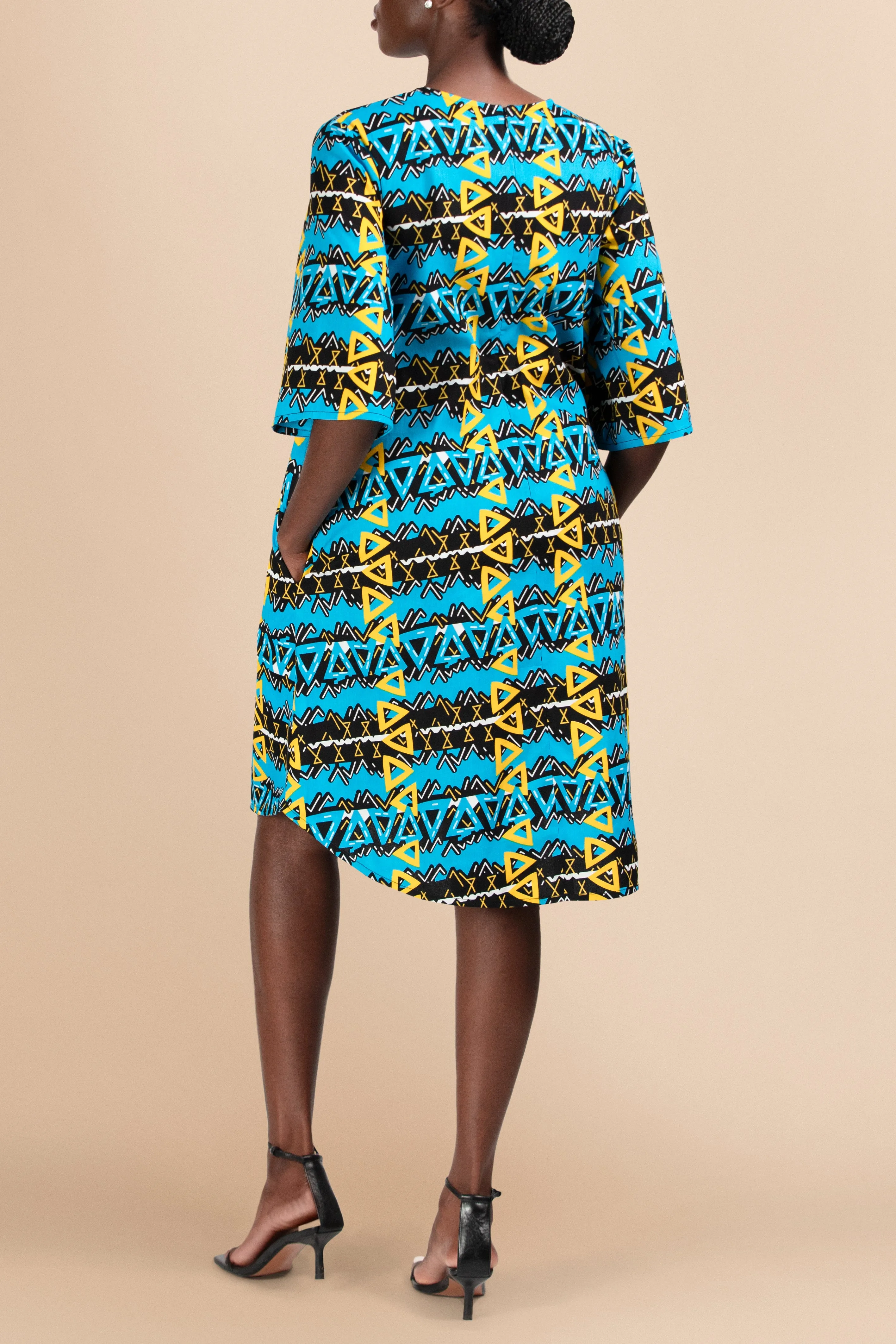 Vele Shift Cotton Dress in Turquoise Linear Triangles Print